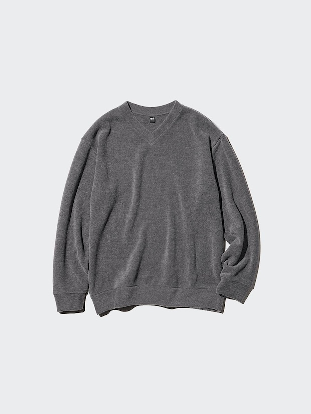 ユニクロのソフトニットフリースVネックT