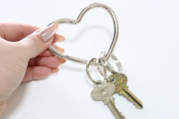 メタリックハートカラビナキーホルダー　使用例