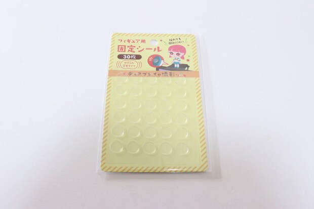 セリア　フィギュア固定シール