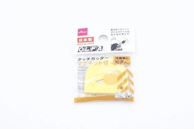 ダイソー　タッチカッター マグネット付　パッケージ
