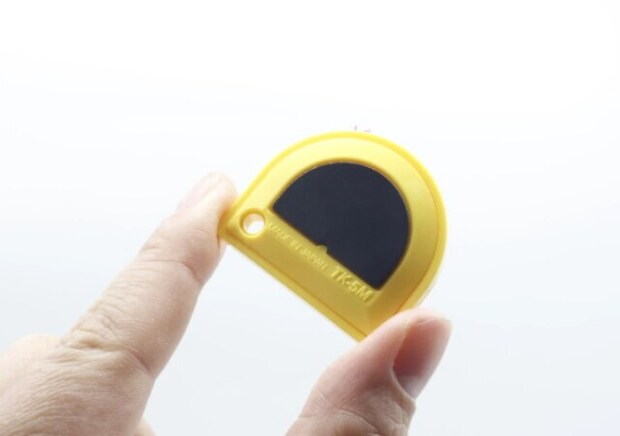 ダイソーさんこれ優秀すぎん！？困ったときにサッと使える！ポーチに入れとくと便利なグッズ