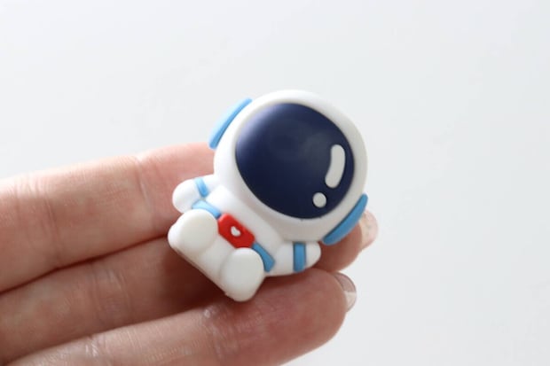 鉛筆削り（宇宙飛行士） ダイソー　サイズ