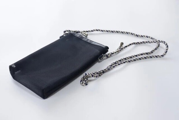 ダイソー ショルダーストラップ(アウトドアコード) ダイソーの便利なショルダーストラップ(アウトドアコード)