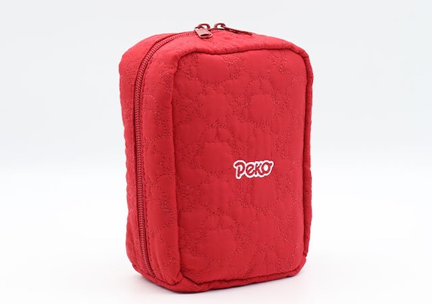 ペコちゃんふわふわキルティングポーチ ペコちゃんふわふわキルティングポーチ