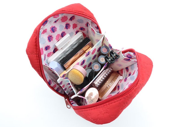 ペコちゃんふわふわキルティングポーチコスメ収納