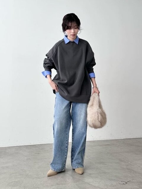 黒スウェットコーデ5