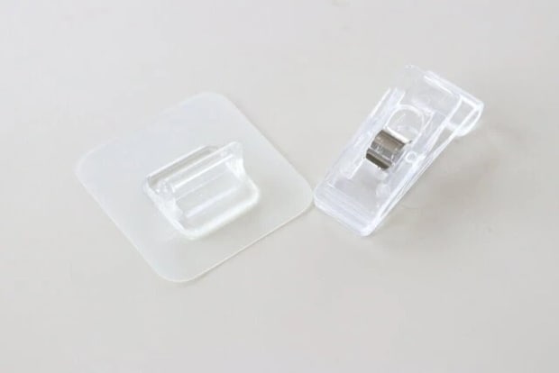 ダイソーのフィルムフック クリップタイプ1P