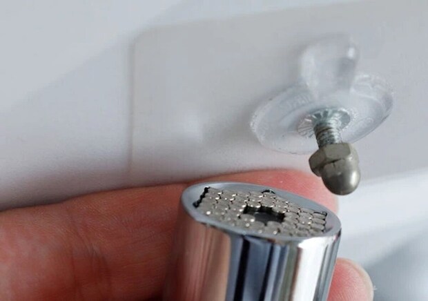 ダイソーのユニバーサルソケット