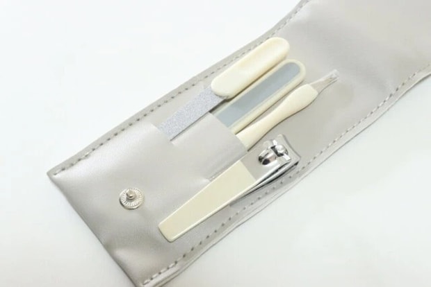 ダイソー　ネイルケアセット（4個）