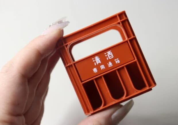 ダイソーで密かに人気♡「可愛いだけじゃなかったんだ」意外な活用法があるミニチュアグッズ