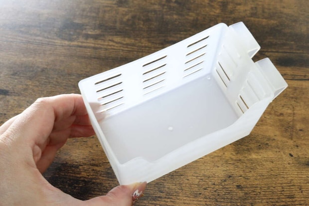 セリア　ドアポケット収納ケース　縦向き