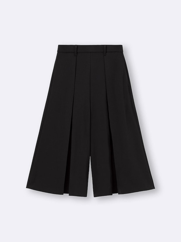 GUのドレープキュロッツ