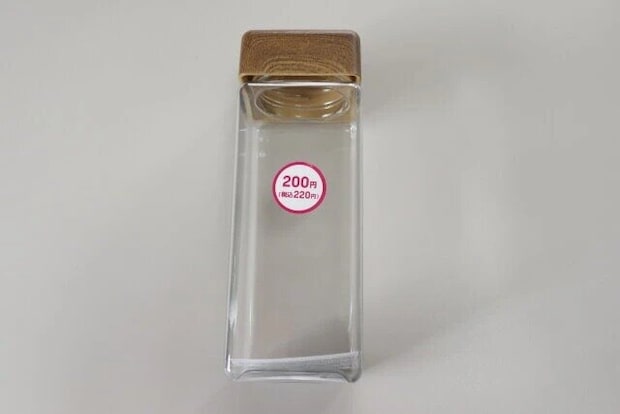 ダイソー　ドリンクボトル（スクエア、蓋木目調、540mL）　パッケージ