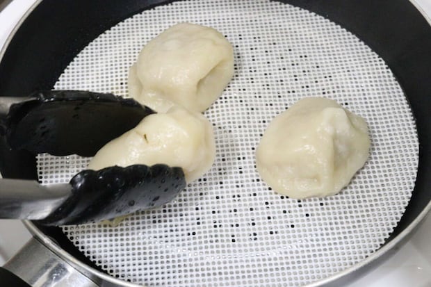 スリーコインズ せいろ用蒸しシート10枚入りWH スリーコインズのせいろ用蒸しシート10枚入りWHで調理する