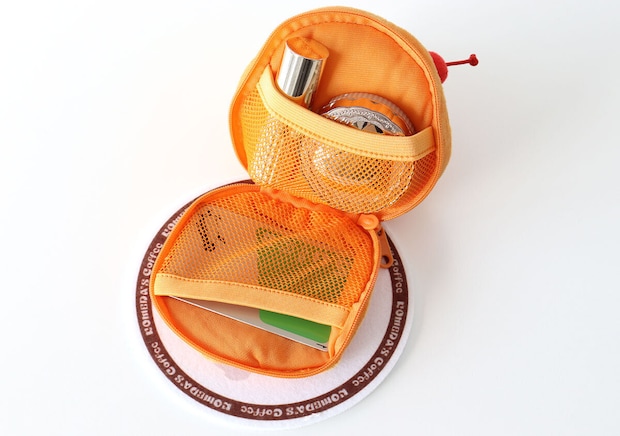 コメダ珈琲店 ふわふわシロノワールポーチ 使用例 コメダ珈琲店 ふわふわシロノワールポーチ 使用例