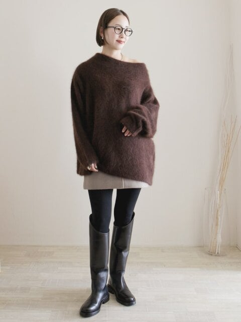 ロングブーツコーデ 2025大人女性ふわもこシャギーニットロングブーツコーデ
