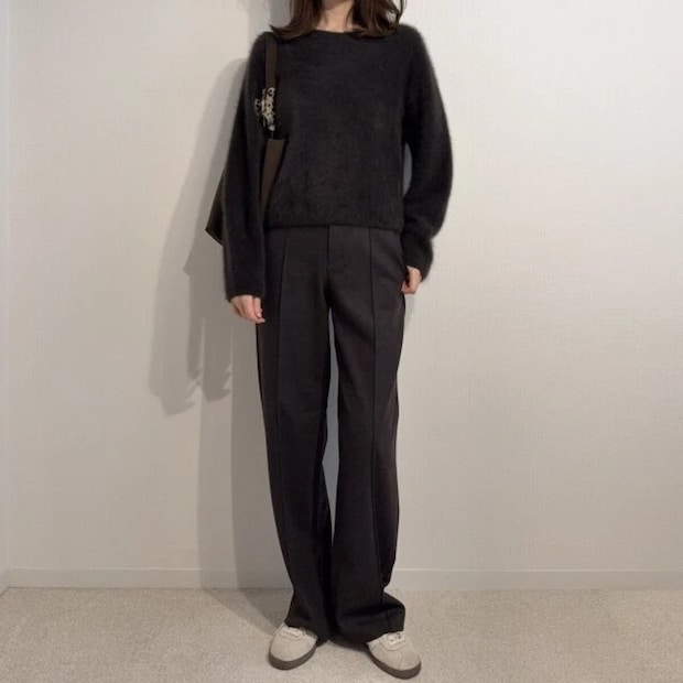 ユニクロブラッシュドジャージーワイドパンツ着回しワントーンコーデ