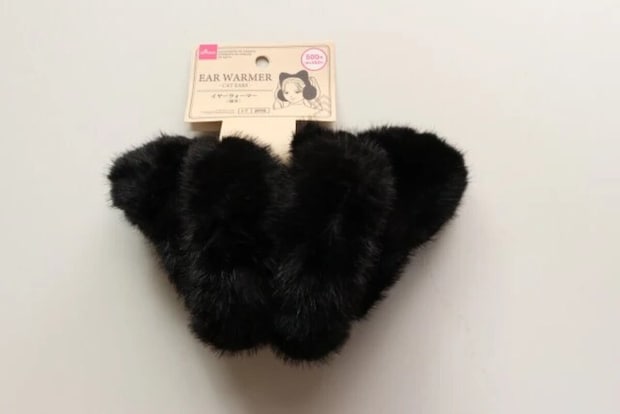 ダイソー　猫耳イヤーウォーマー　パッケージ