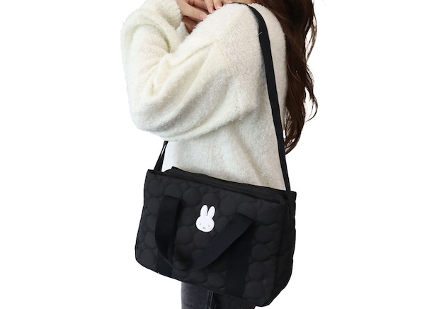 miffy [ミッフィー]誰でも整理上手になれる3層ショルダーバッグ使用例
