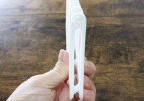 こりゃ発明品レベルだよ！使わないときはぺちゃんこに！過去一使いやすい100均スタンド