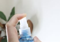 このサイズが欲しかった！旅行に持ち運びやすいお守り的100均アイテム