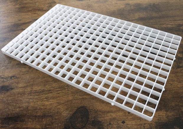 これはシンプルすぎん…？と思ったけど意外と便利かも！ありそうでなかった100均の便利な板