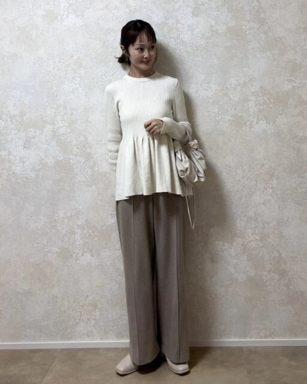 お手本コーデ gu大人女性おすすめペプラムニットプルオーバーお手本コーデ