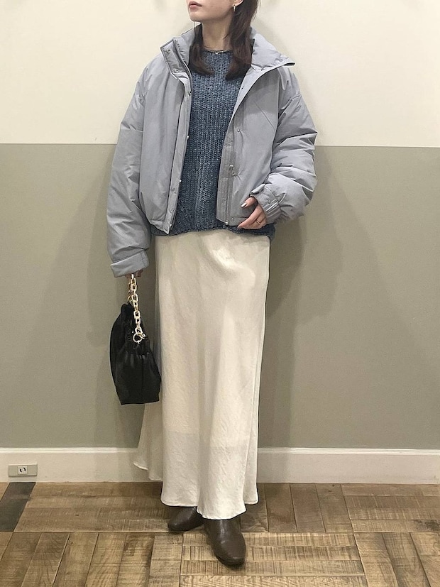 ニット 白スカート コーデ ニットと白スカートのコーデ1