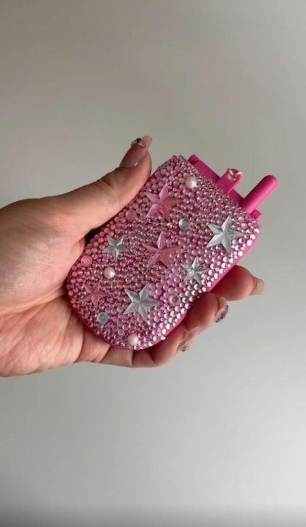 ダイソー　コンパクトミラー　ガラケー　デコ