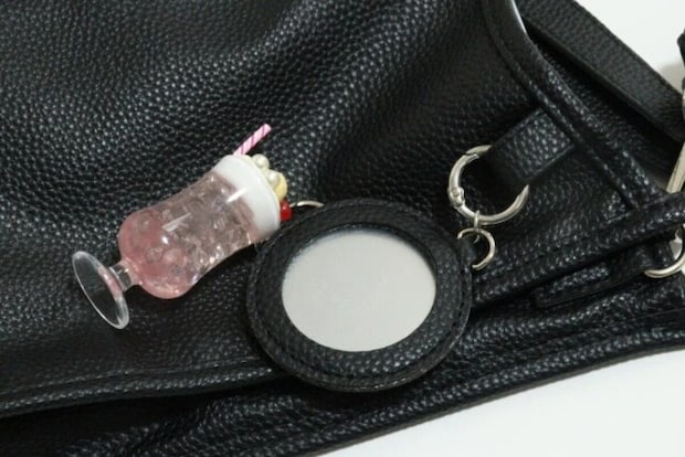 ダイソー　ストラップ鏡