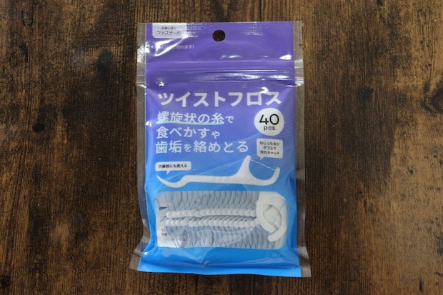 セリアのツイストフロスのパッケージ