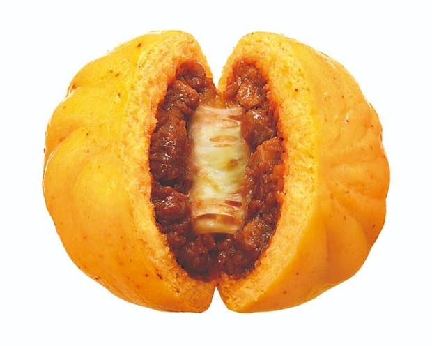 ファミリーマート　ファミマ　菰田欣也シェフ監修第七弾　麻辣チーズ肉まん