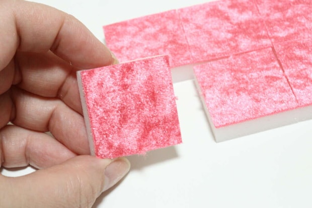 ダイソーのヌメリお掃除シート＋メラミン（落ち落ちV）のベロア面