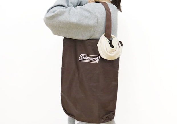 宝島社雑誌付録のsweet2026年2月号のコールマンのジップつきトートバッグ＆クロワッサン形ポーチチャーム7