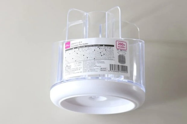 ダイソー　回転式ペン立て　パッケージ