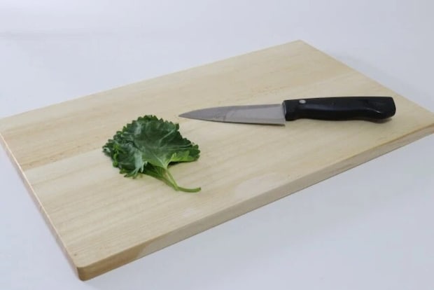 ダイソー　桐まな板