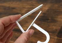 100均で買ってよかった～！「マグネットも吸盤も釘も使いたくない…」って時の救世主