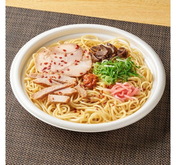 ファミリーマート　ファミマ　こってりやみつき！町中華　こってり旨辛焼ラーメン