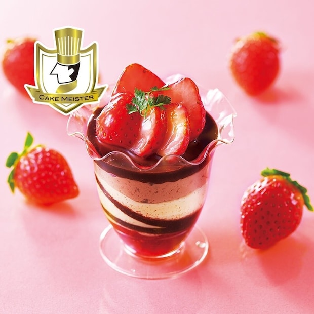 シャトレーゼ　苺のショコラパフェ