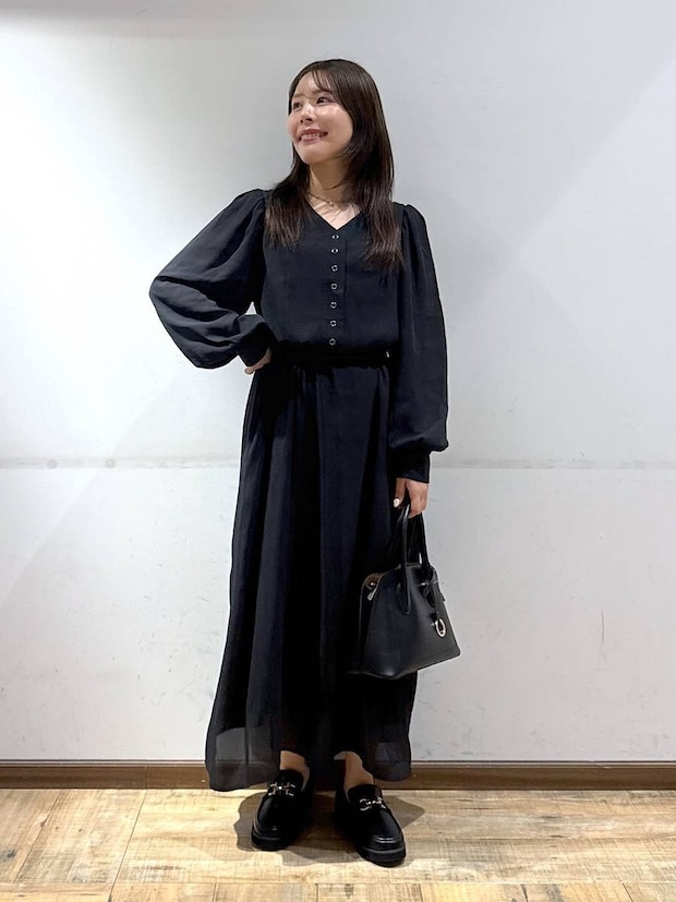 グローバルワークのチョーカー付きAラインワンピース