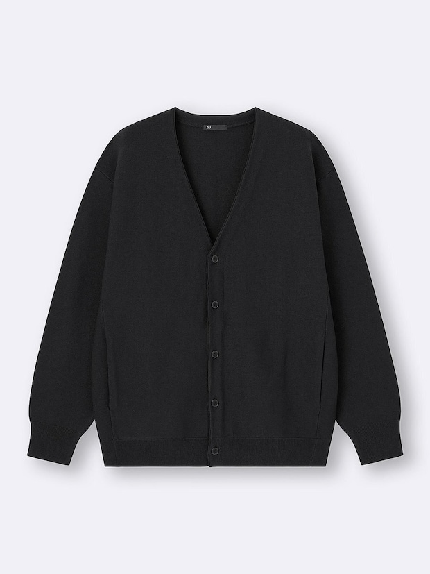 GUのウォッシャブルVネックカーディガン
