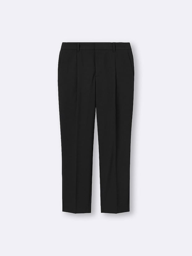 GUのウォッシャブルテーパードパンツ