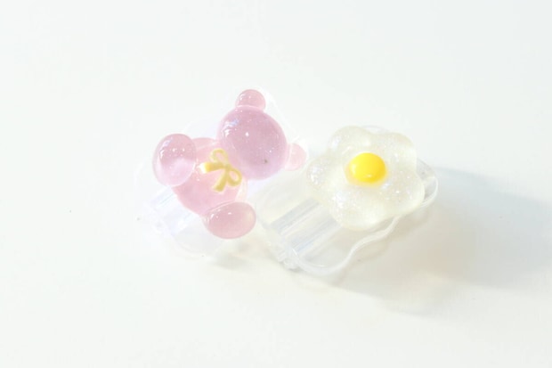 ダイソーのケーブルホルダー（テディベア 2P）のビジュアル