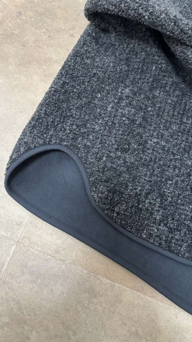 ユニクロボアフリースリラックスカーディガン　ラウンドカット部分