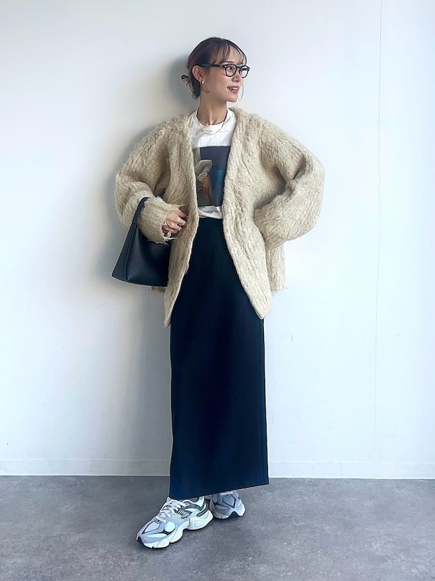 黒スカートコーデ5