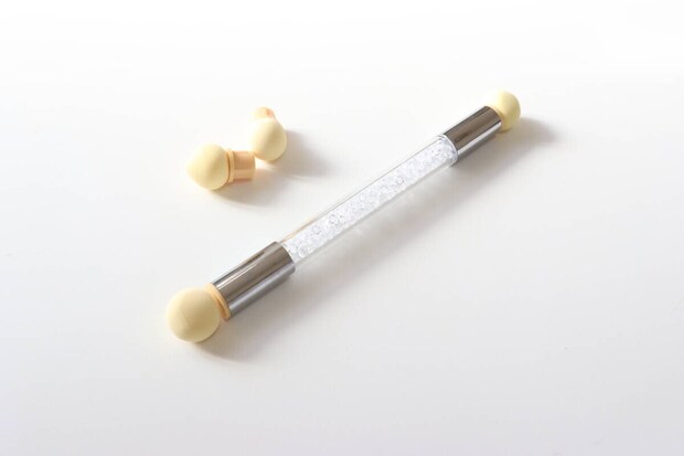 ダイソー ネイルアートスポンジブラシ ダイソーのネイルアートスポンジブラシのビジュアル