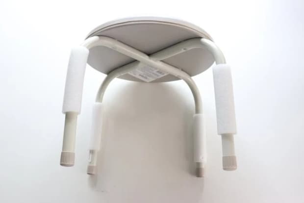 ダイソー　パイプ椅子　パッケージ