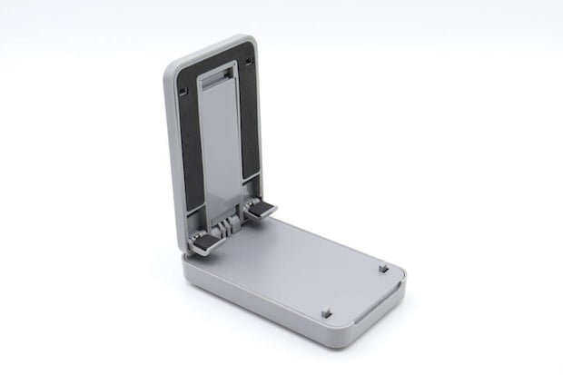 ダイソーの折り畳み式スマホスタンド 伸縮タイプの組み立て