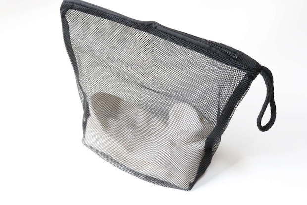 そのまま洗えるトラベルポーチ　サイズ感