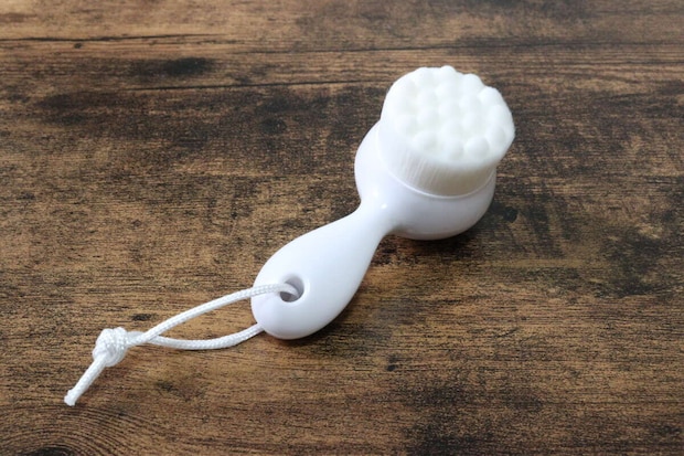 ダイソーの洗顔ブラシ